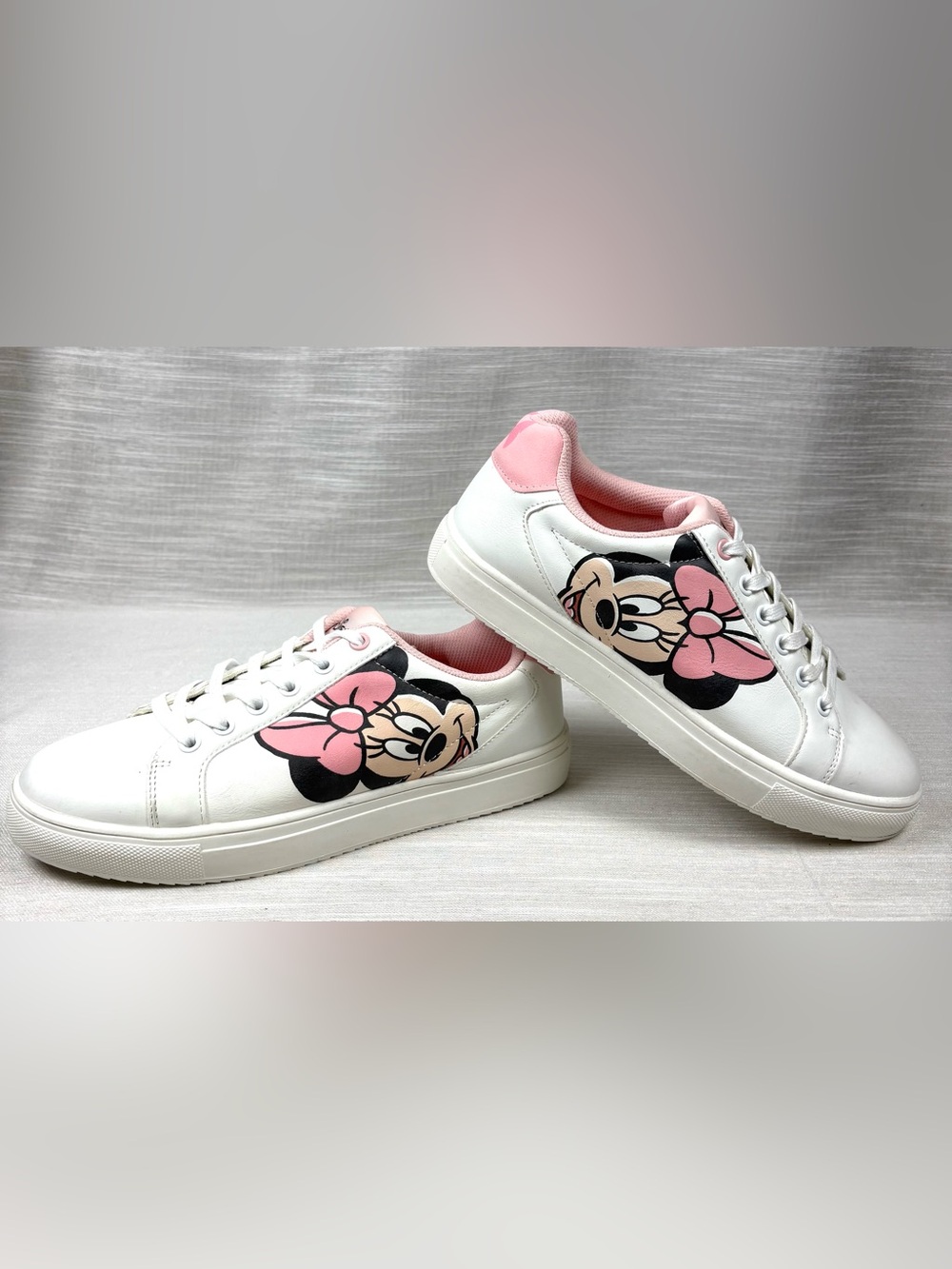 Disney White Sneakers with Pink Minnie Bow Graphic
